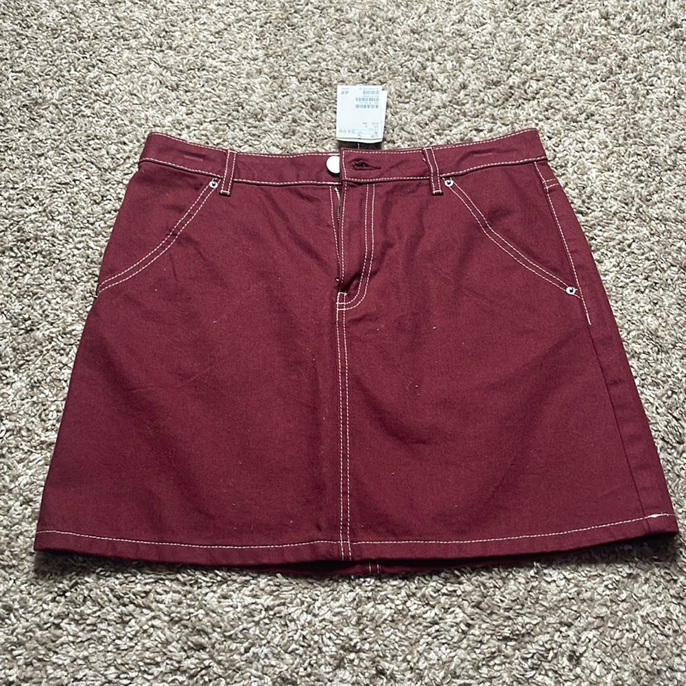 DENIM SKIRT WITH POCKETS SIZE 6